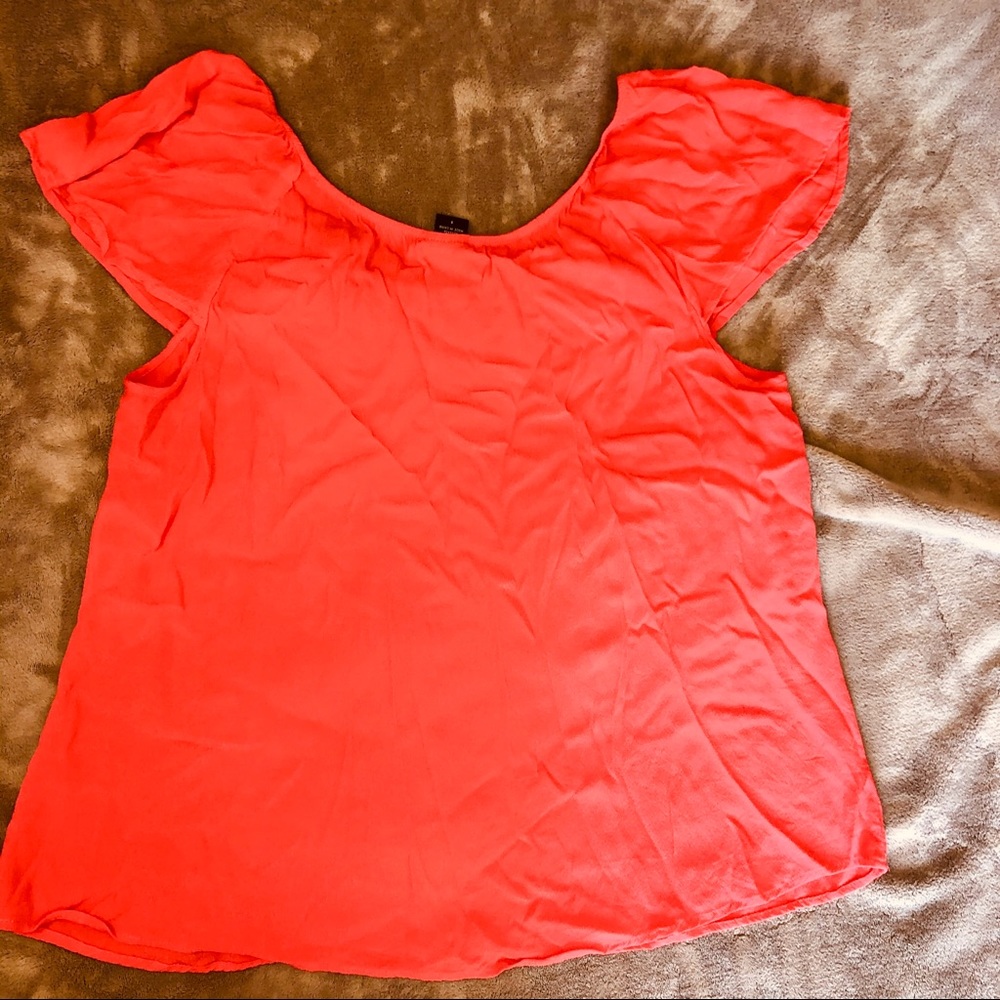 Torrid 1X Ruffle Front Top - Picture 7 of 9